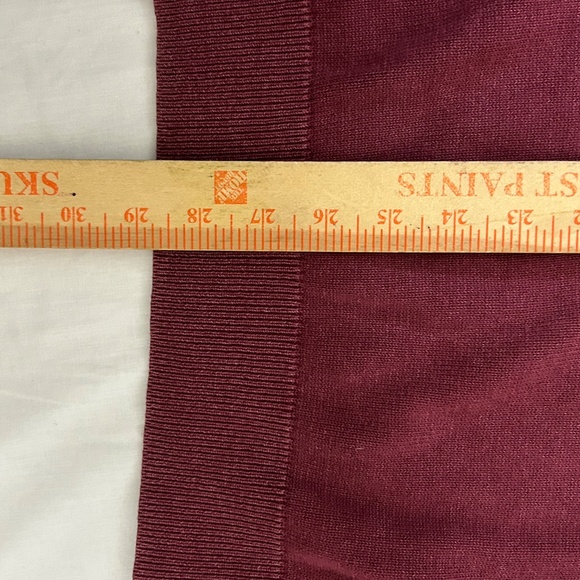 Vineyard Vines Red Cashmere Wool Blend Men’s Sweater Round Neck - Picture 6 of 6